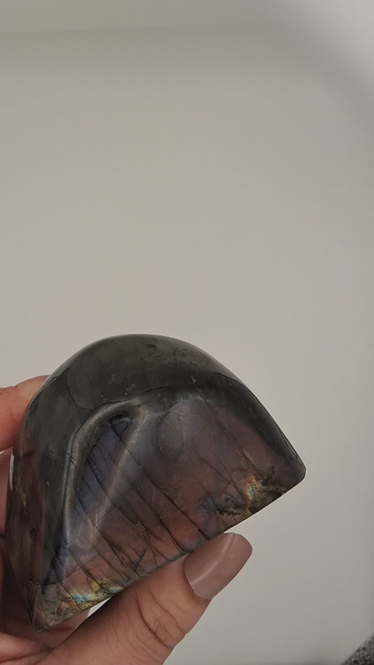 Labradorite Free Form