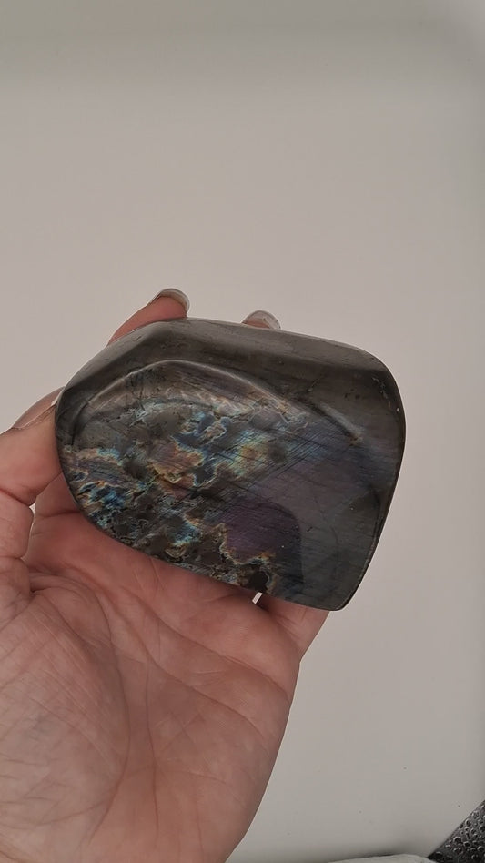 Labradorite Free Form